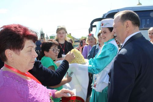 Күркәм традицияләребезне күрсәттек