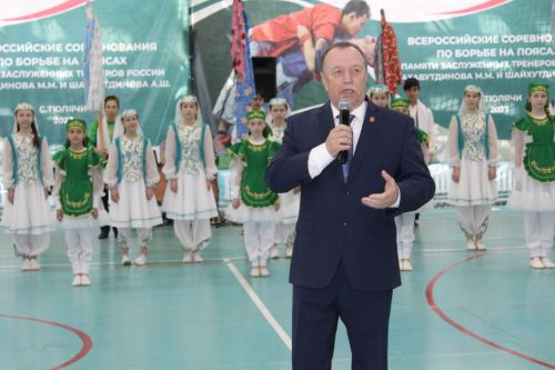 Күркәм традицияләребезне күрсәттек