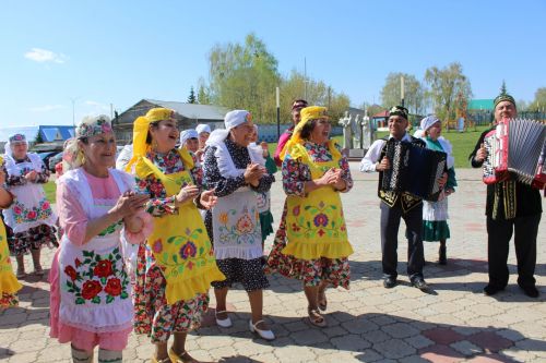 Күркәм традицияләребезне күрсәттек