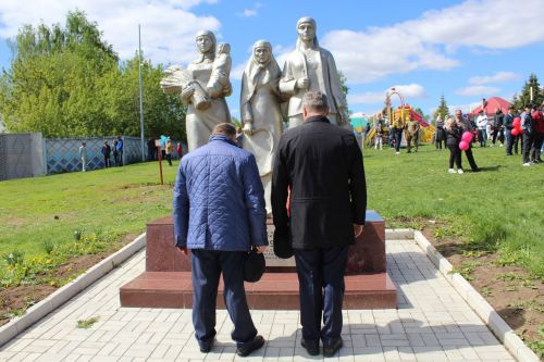 Хәтер яңартырга дип кабат мәйданга чыктык