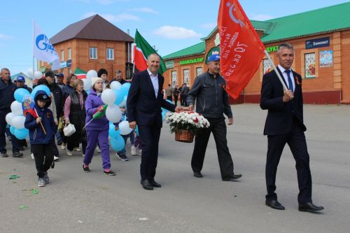 Хәтер яңартырга дип кабат мәйданга чыктык