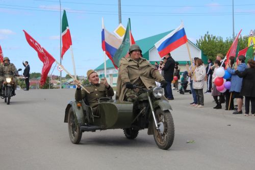 Хәтер яңартырга дип кабат мәйданга чыктык