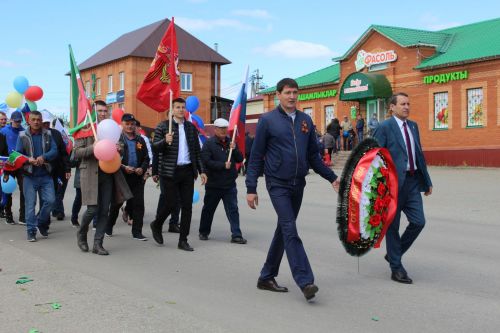 Хәтер яңартырга дип кабат мәйданга чыктык