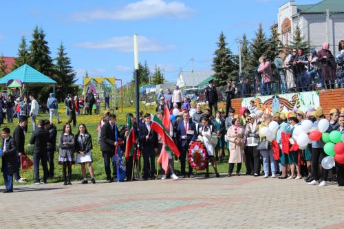 Хәтер яңартырга дип кабат мәйданга чыктык