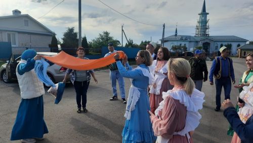 Теләче авылында бирнә җыйдылар