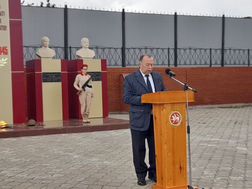 Батырларны бер минутлык тынлык белән искә алдылар