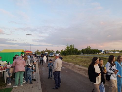 Актив яшьләр сәхнә түрендә бүләкләнде