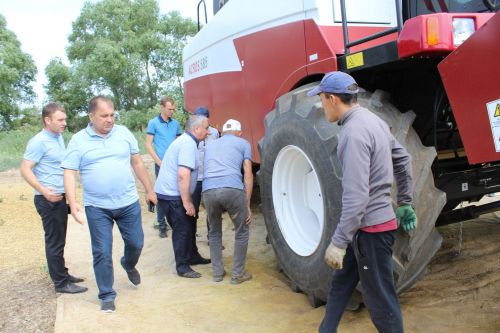 Комбайннарның әзерлеге тикшерелде