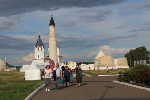 Безнекеләр дә катнашты