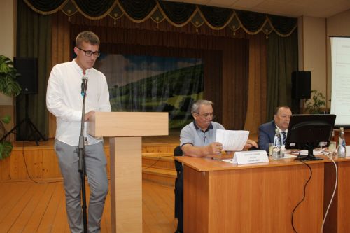 Күрсәтерлек үрнәк эшләре бар