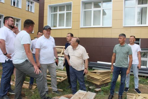 Төзелеш объектлары белән таныштылар