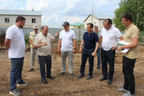 Төзелеш объектлары белән таныштылар