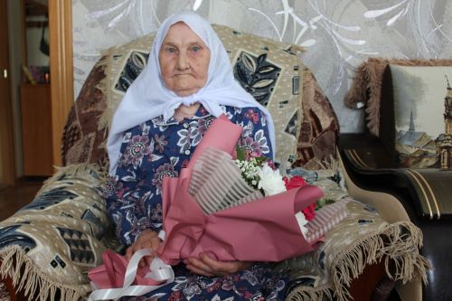 Бәхетле картлык кичерә