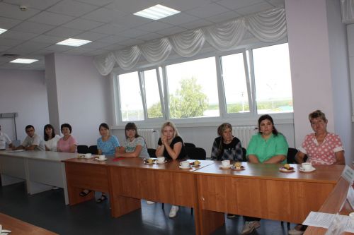 Балалар һәм яшьләрнең киләчәге белән кызыксынды