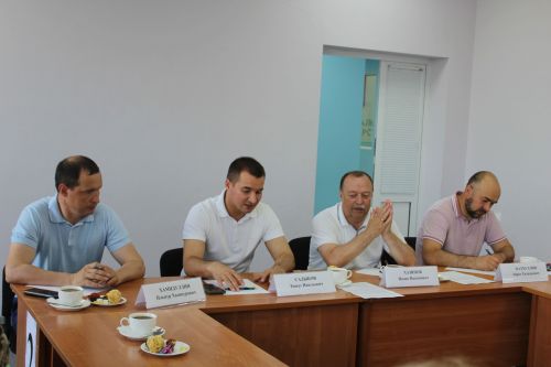 Балалар һәм яшьләрнең киләчәге белән кызыксынды
