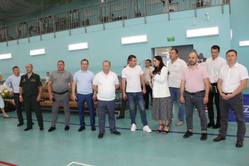 Балалар һәм яшьләрнең киләчәге белән кызыксынды