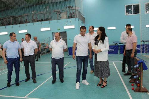 Балалар һәм яшьләрнең киләчәге белән кызыксынды