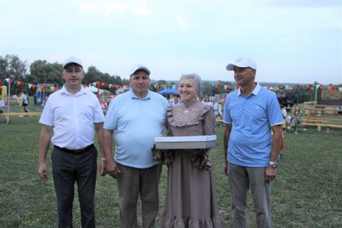 «Түгәрәк уен» да Бозау уйнаттык