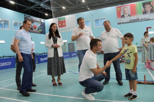 Балалар һәм яшьләрнең киләчәге белән кызыксынды