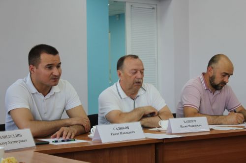 Балалар һәм яшьләрнең киләчәге белән кызыксынды