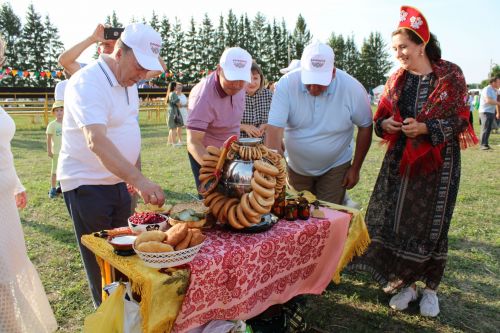 «Түгәрәк уен» да Бозау уйнаттык