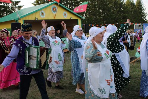 «Түгәрәк уен» да Бозау уйнаттык