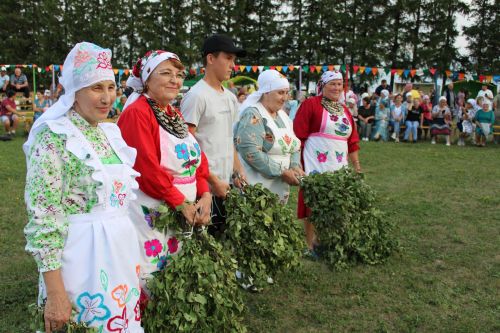 «Түгәрәк уен» да Бозау уйнаттык