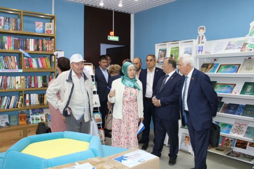 “Китап укучылар көне”н билгеләп үттеләр