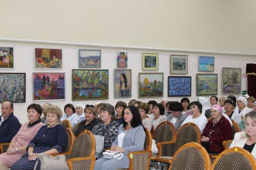 “Китап укучылар көне”н билгеләп үттеләр