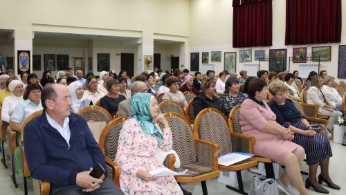 “Китап укучылар көне”н билгеләп үттеләр