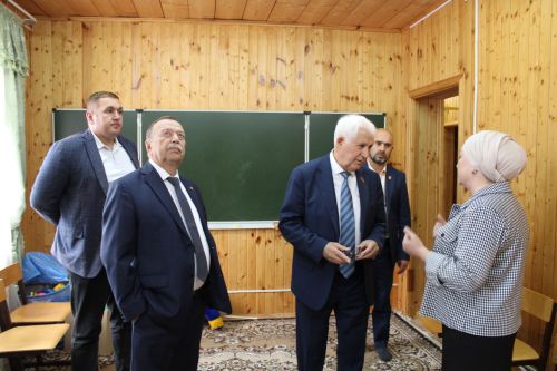 Иске Җөри авылында урнашкан «Гаилә учагы» йортында