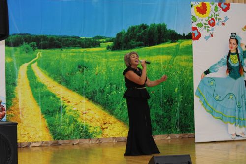 “Китап укучылар көне”н билгеләп үттеләр