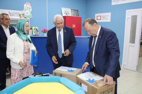 “Китап укучылар көне”н билгеләп үттеләр