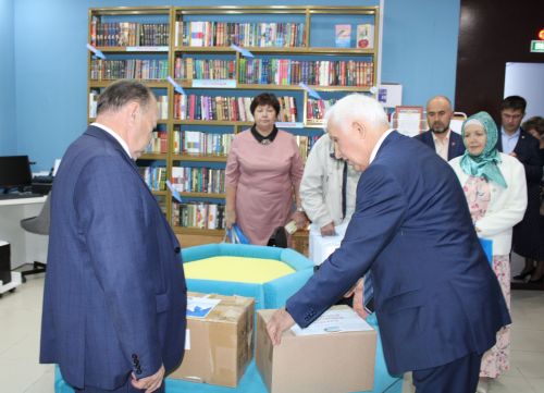 “Китап укучылар көне”н билгеләп үттеләр