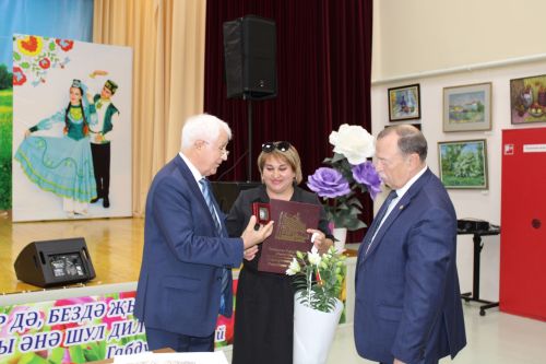 “Китап укучылар көне”н билгеләп үттеләр