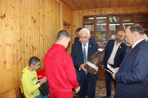 Иске Җөри авылында урнашкан «Гаилә учагы» йортында