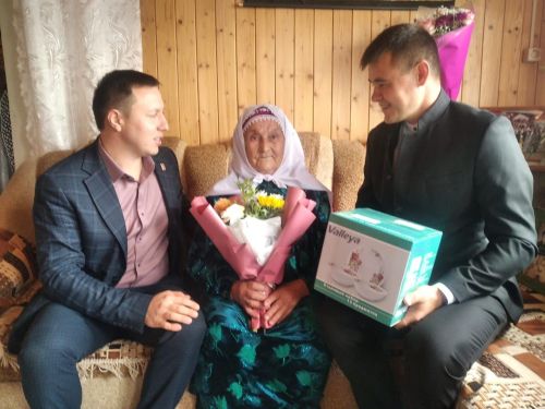 Тәбрикләделәр