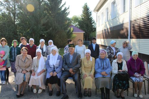 Кече Кибәхуҗа төп  мәктәбендә бәйрәм тантанасы узды