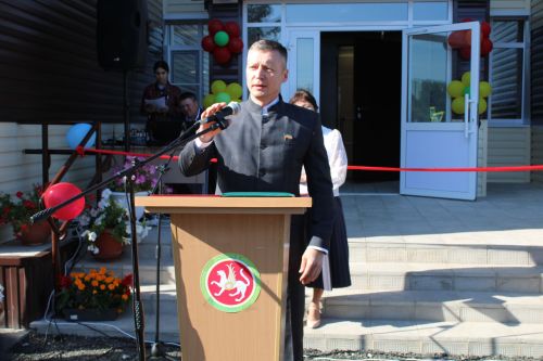 Кече Кибәхуҗа төп  мәктәбендә бәйрәм тантанасы узды
