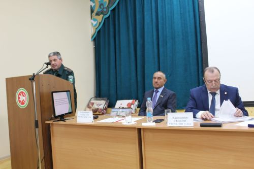 Халык белән кара-каршы сөйләштеләр