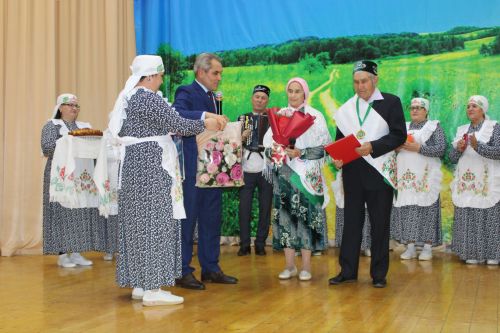 Талантлы гаиләләр бихисап