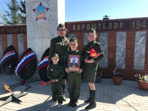 Әниләр көне уңаеннан үтүче флешмоб дәвам итә