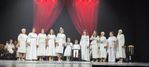 «Могҗиза» театр студиясе шәкертләре Тинчурин театры сәхнәсен гөрләтте