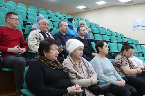 Спиртлы эчемлекләр куллануның торышы буенча киңәйтелгән утырыш узды