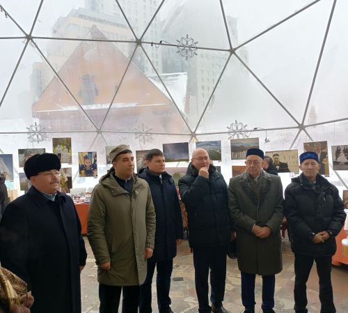 Бүген,  Казанның «Туган авылым» күңел ачу үзәгендә «Каз өмәсе» ярминкәсе үтте.