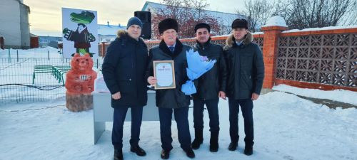 Теләче Газ хуҗалыгында Яңа ел чыршысын ачу тантанасы узды