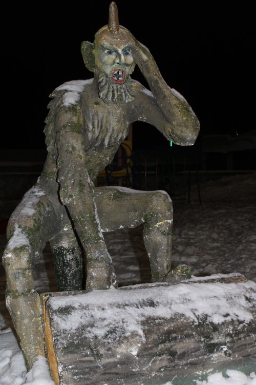 Теләчедә чыршы утлары кабынды