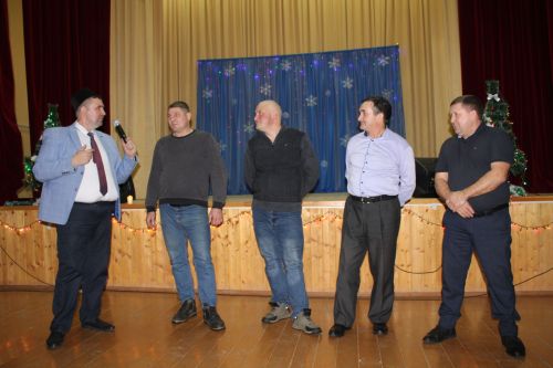 Югары Кибәхуҗада күңелле яңа ел кичәсе узды