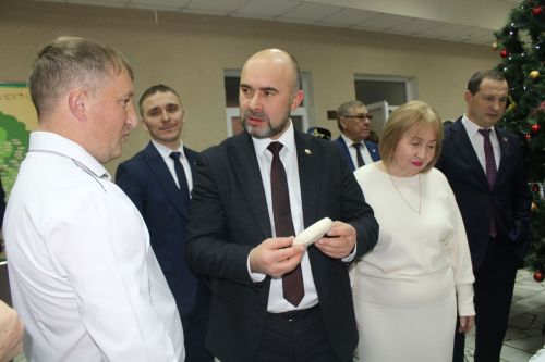 «Минем гаиләм - минем байлыгым» дип исемләнгән фестивальнең йомгаклау концерты узды