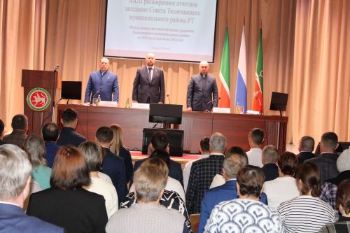 Татарстан Рәисе Администрациясе җитәкчесе Әсгать Сәфәров эшлекле сәфәр белән Теләче районында